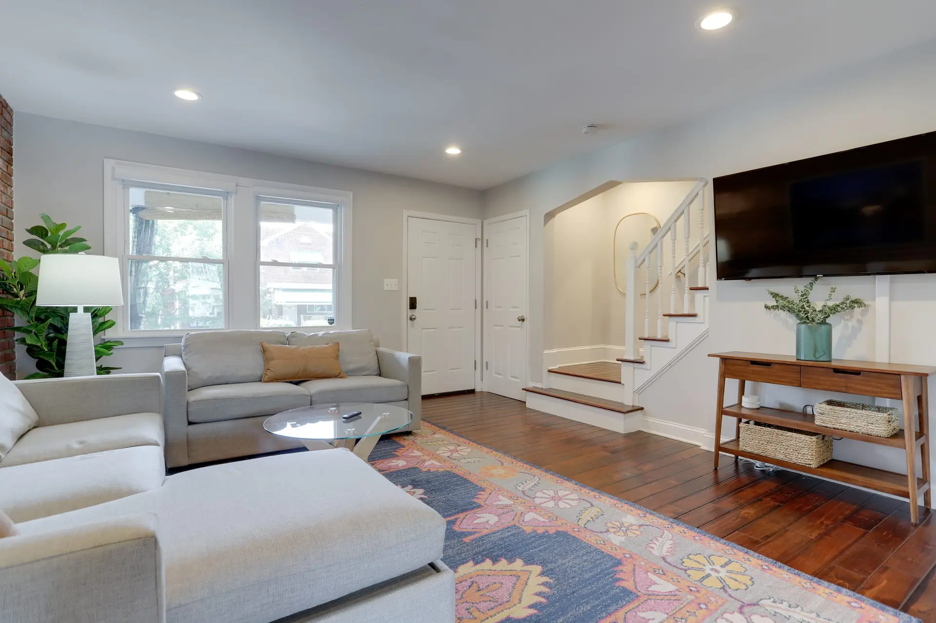 Sojourn's 3 BR w/ Relaxing Porch & Free Parking