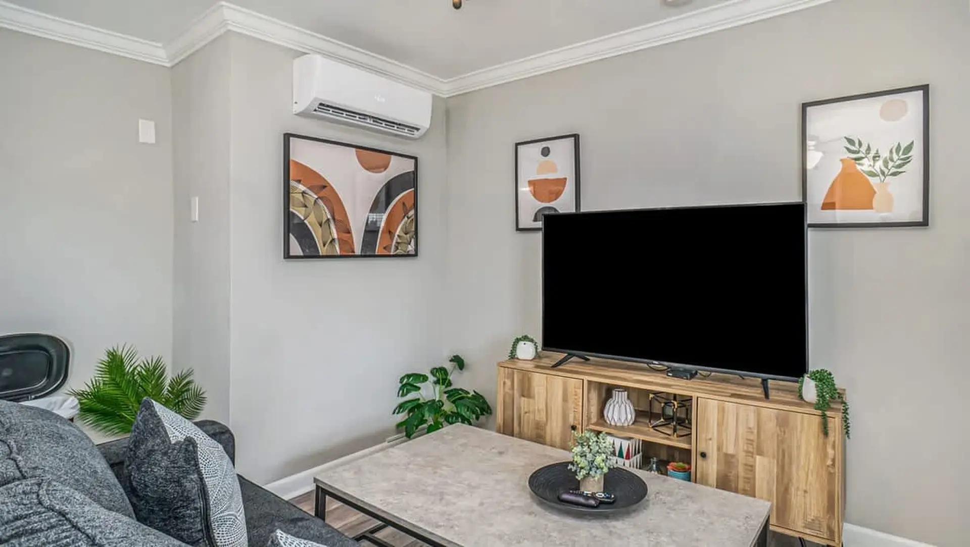 Sand Dune Suite Seven