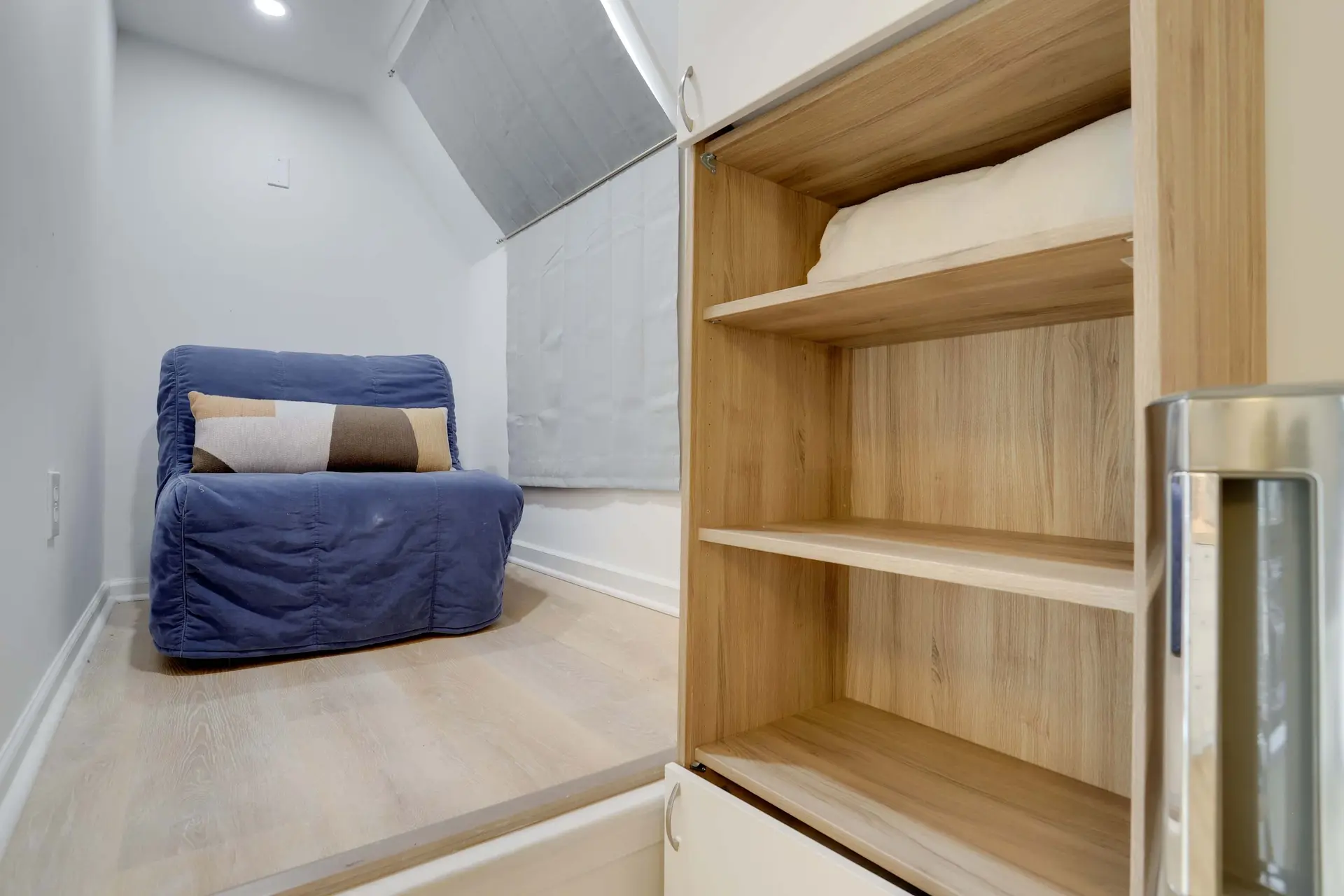 Sojourn Studio Bird Nest at Palisades Place | #3