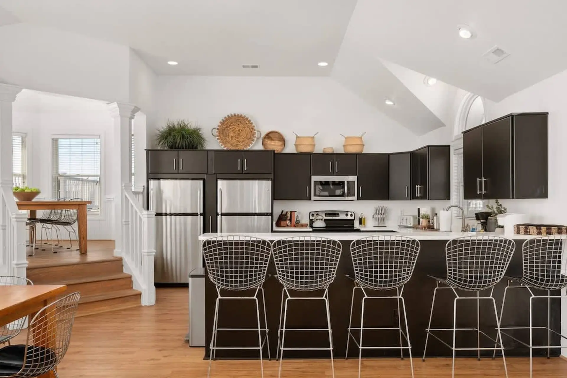 Sleeps 19, Ocean Views & 4-Min Walk to the Beach