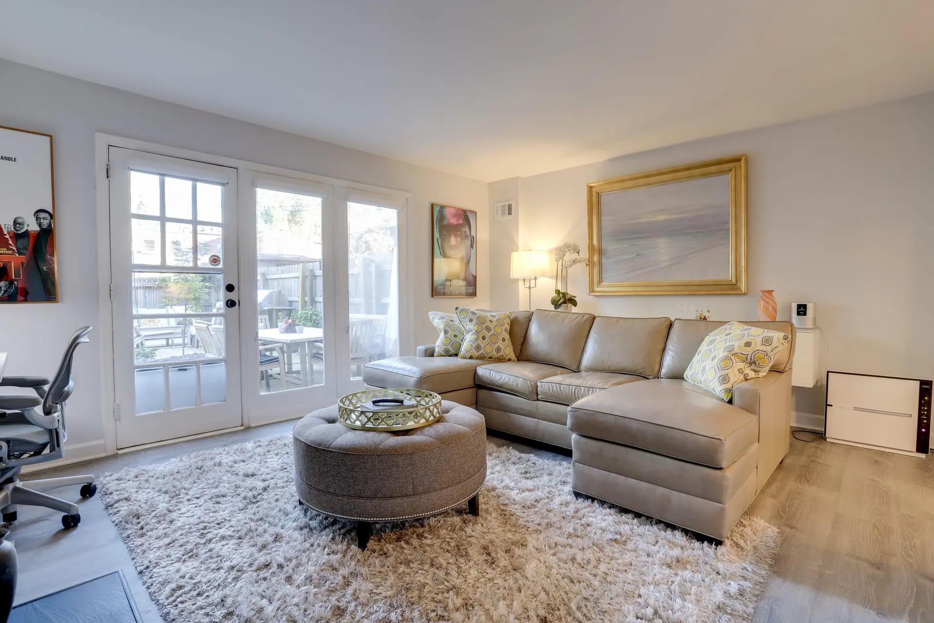Sojourn A Chic 3 BR | Capitol Hill