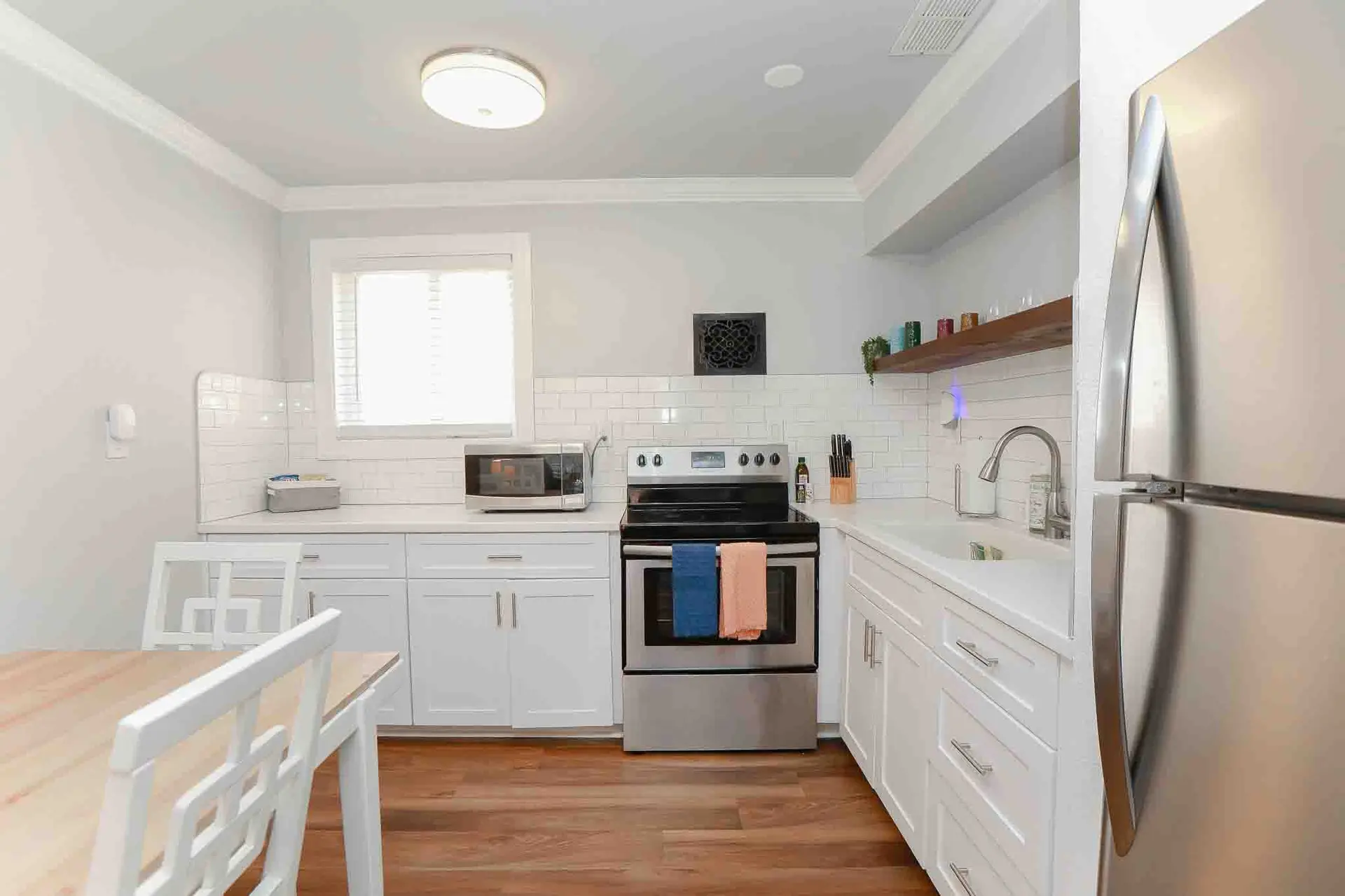 Sojourn Salt Suite 2 BR 2 BA at Beach Cottages
