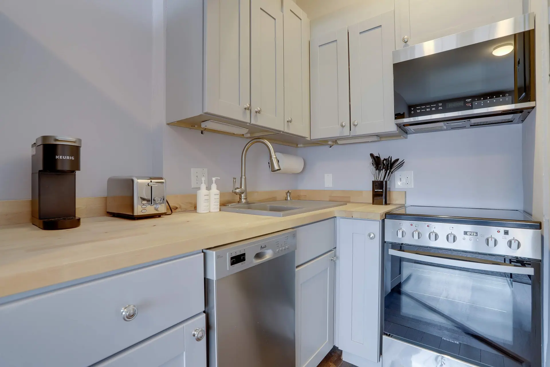 Sojourn Dupont Circle 1 BR 1 BA | Unit 6