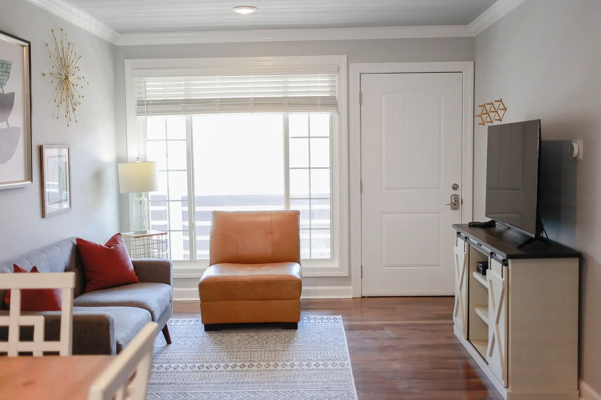 Sojourn Shell Suite 2 BR 2 BA at Beach Cottages