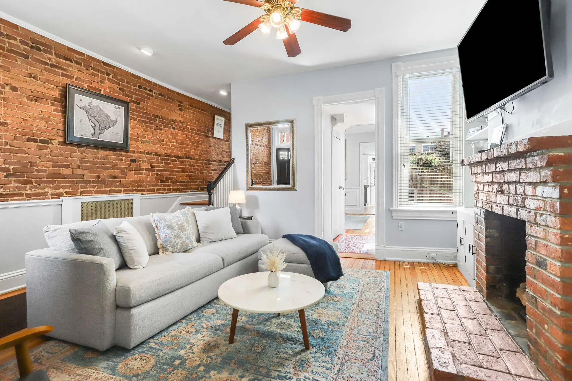 Sojourn Lovely Hill Home w/ Backyard near DC Icons