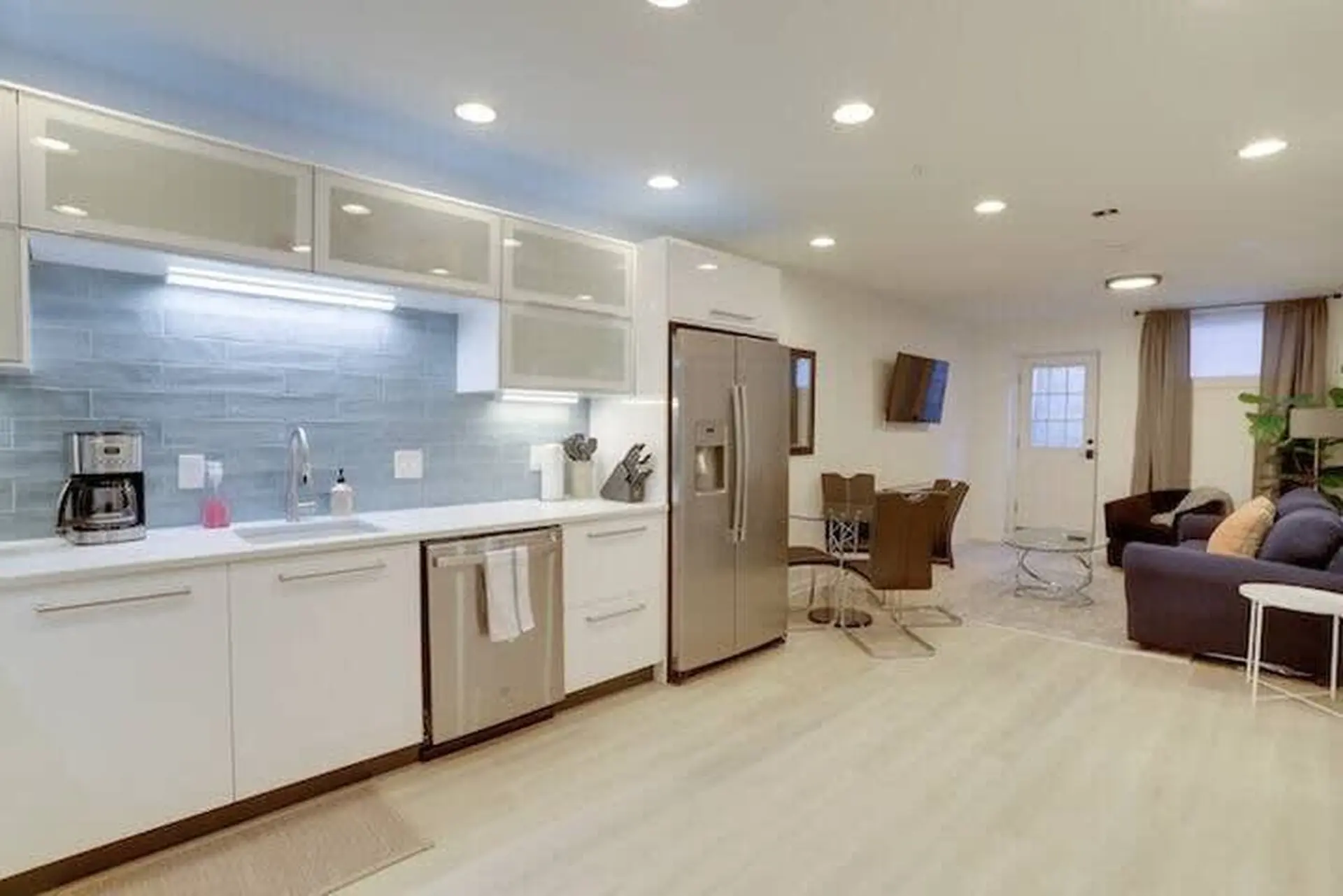 Howard U | U Street | 2 BR 2 BA
