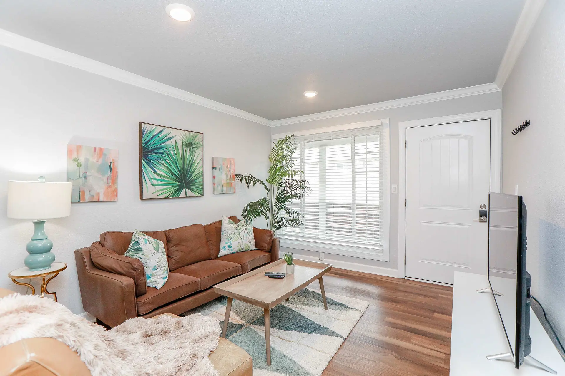 Sojourn Palm Suite 2 BR 2 BA at Beach Cottages