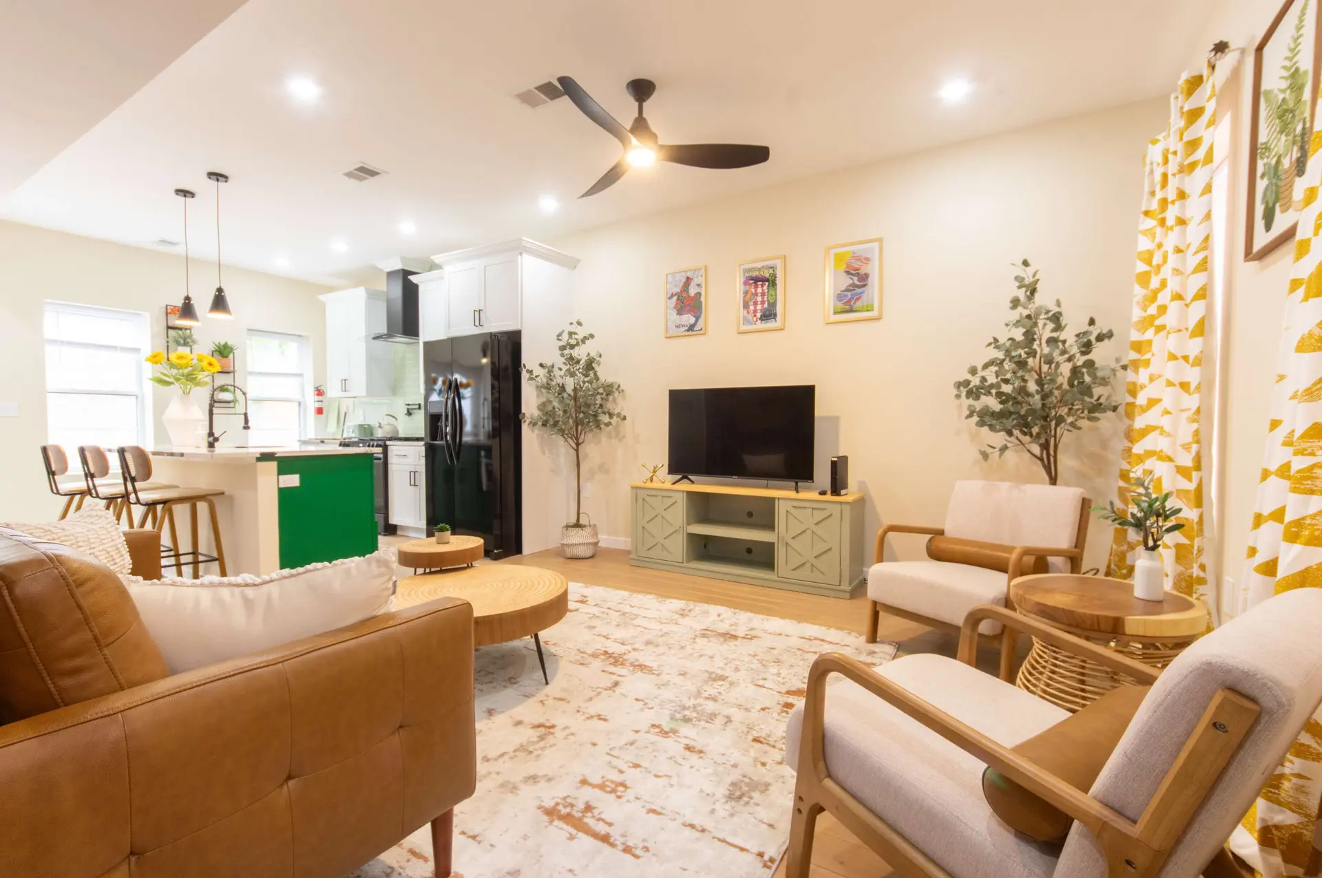Sojourn's Coveted Cultural Home | Sleeps 6