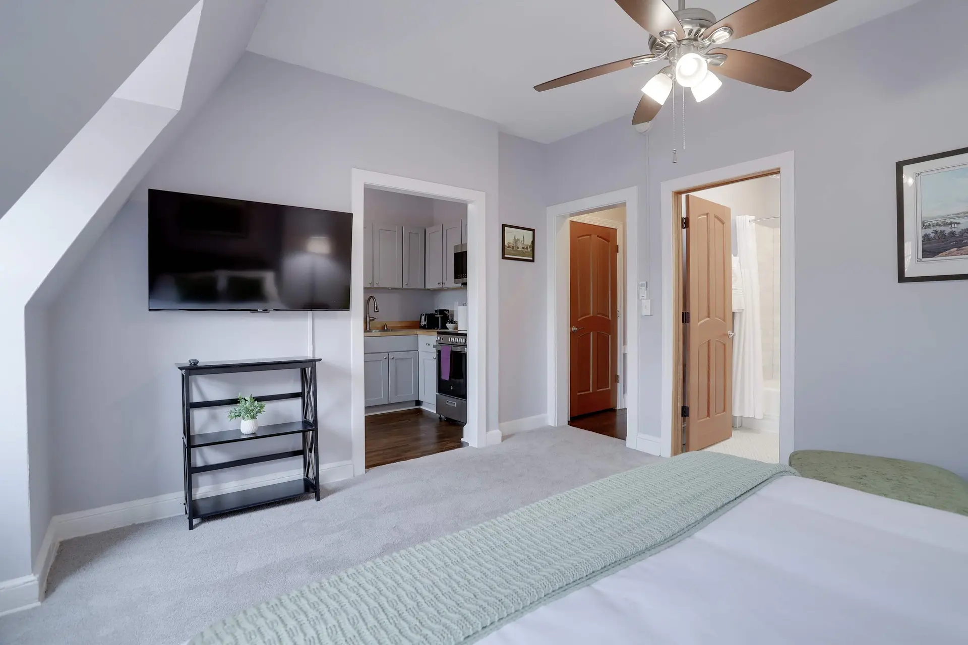 Sojourn Studio | Convenient and Walkable in Dupont