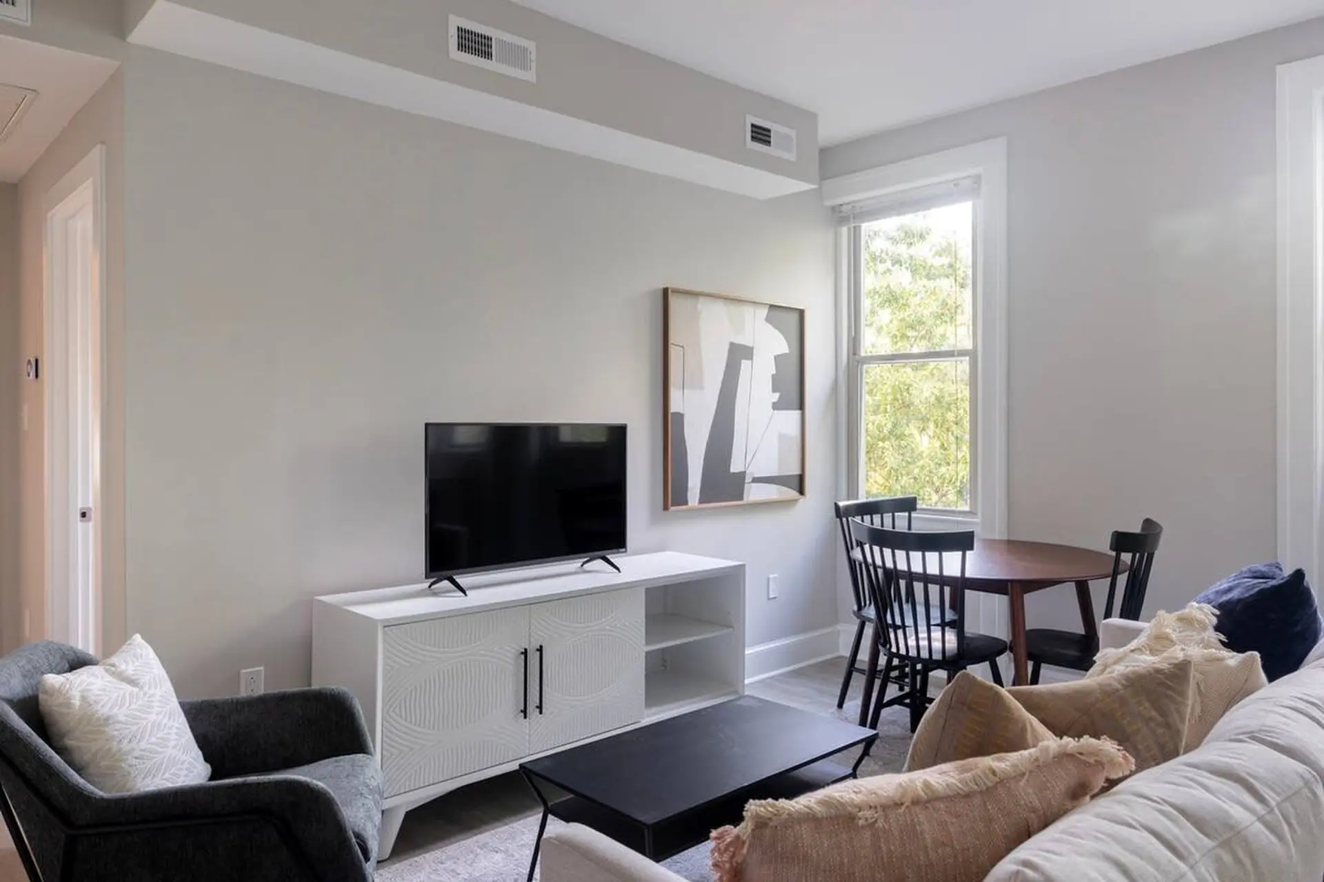 Sojourn's 1 Br + Den at The Muriel | #202