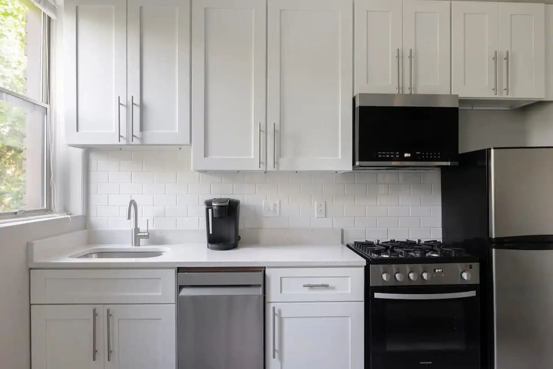 Sojourn's 1 Br + Den at The Muriel | #202