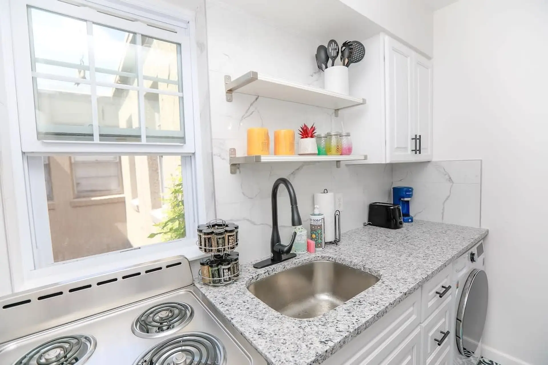 Sojourn | The Anchor Breeze | 1 BR