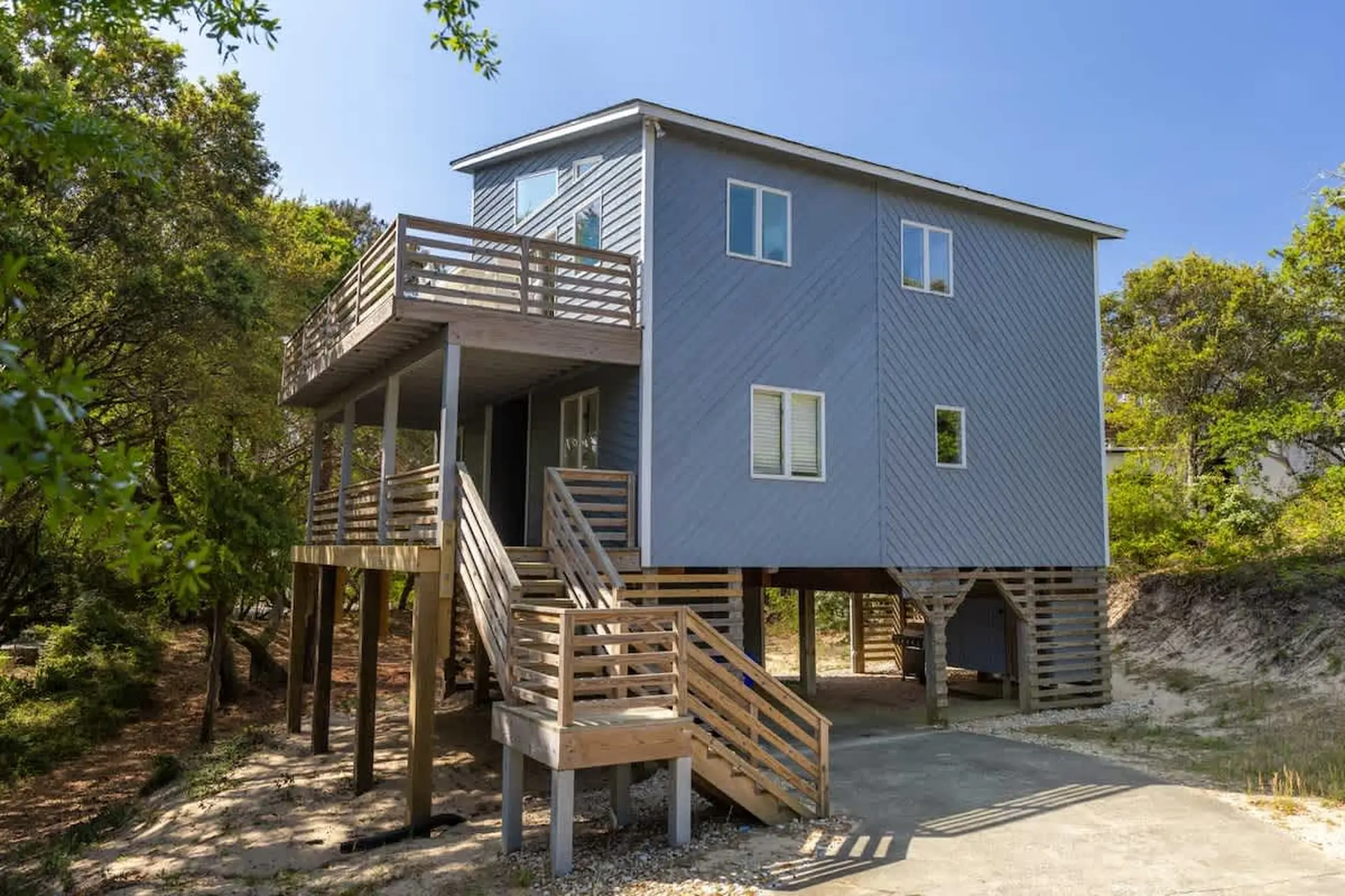 7Min Walk to the Beach Completely Renovated!