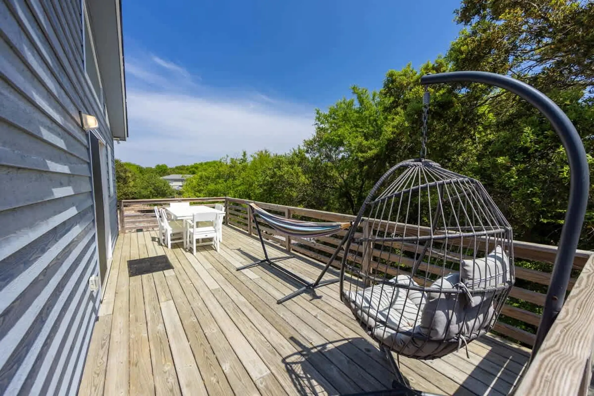 7Min Walk to the Beach Completely Renovated!