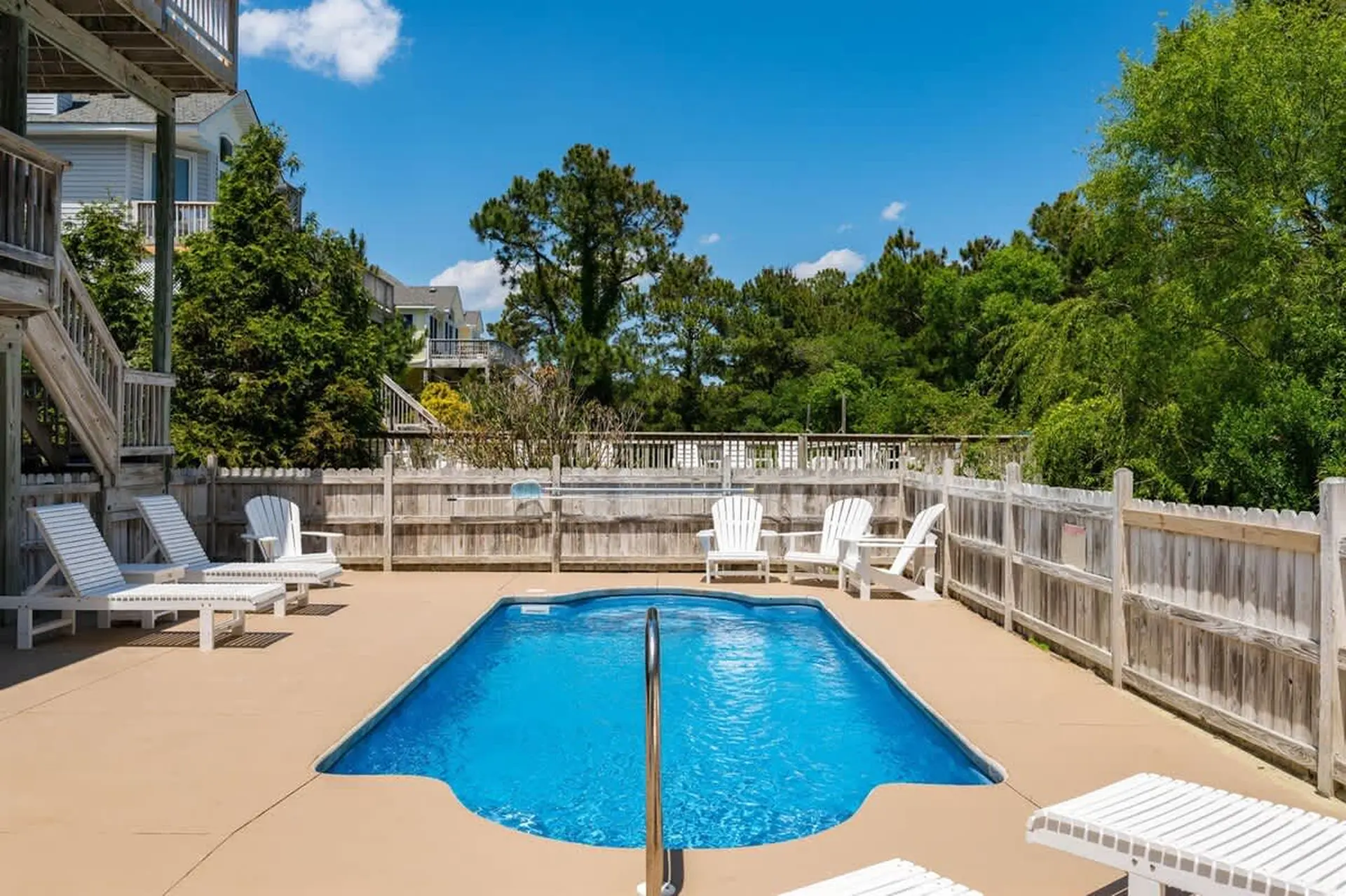 Heated Pool,  Hot Tub, and 6-Min Walk to Beach