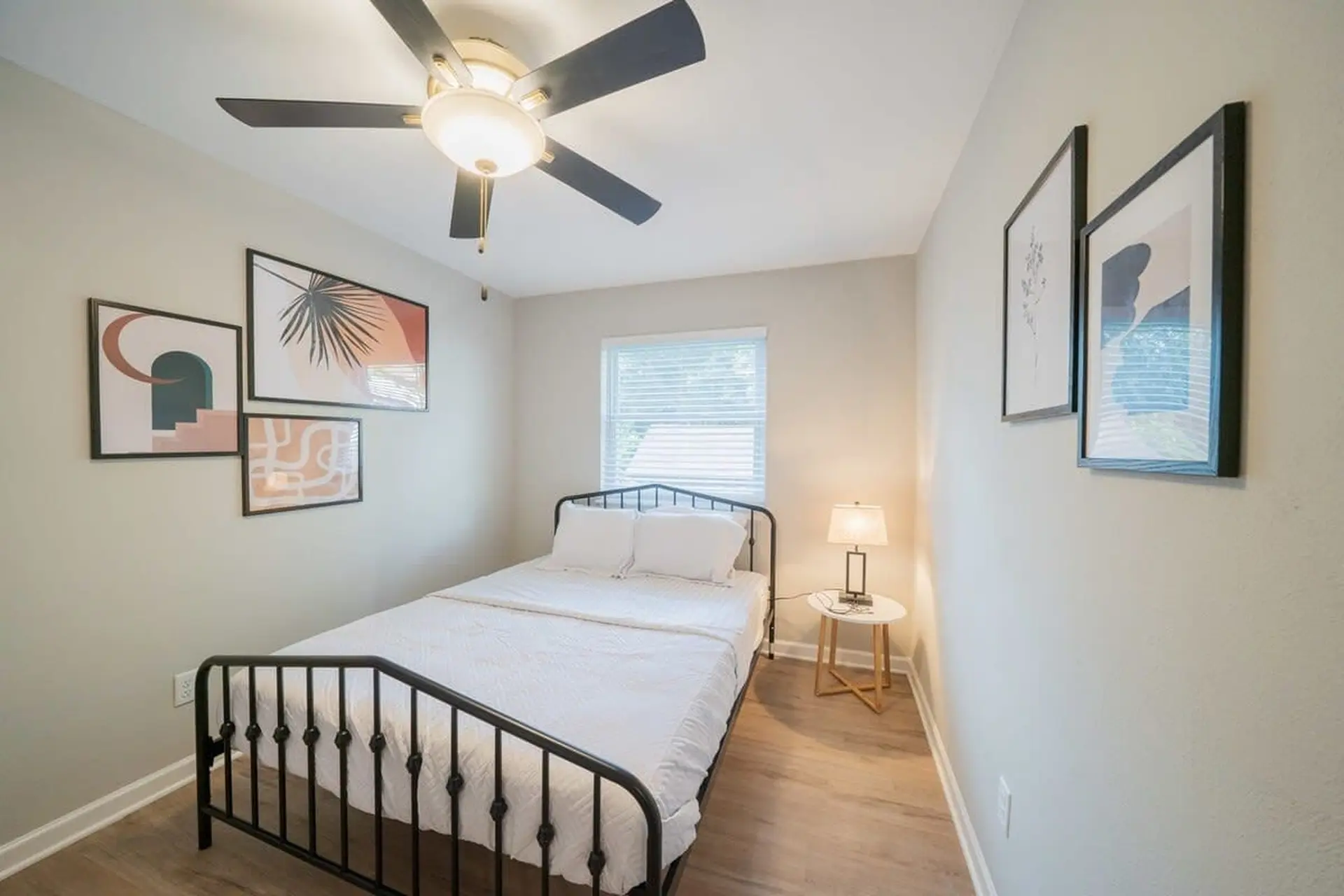 Ocean View 14th Vesper Suite