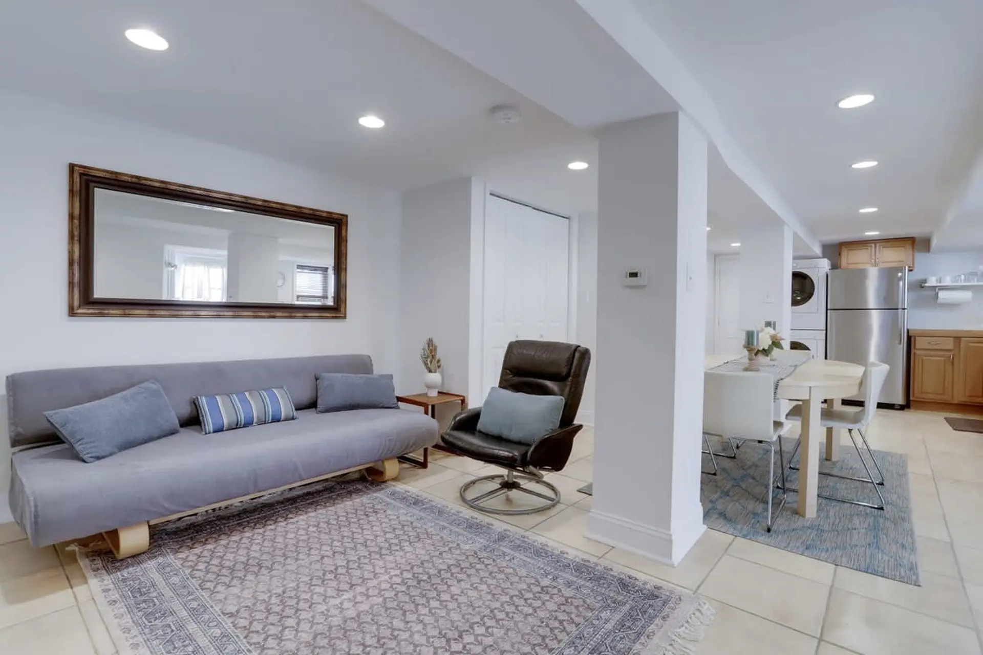 Sojourn Plush at Palisades Place | Unit 1