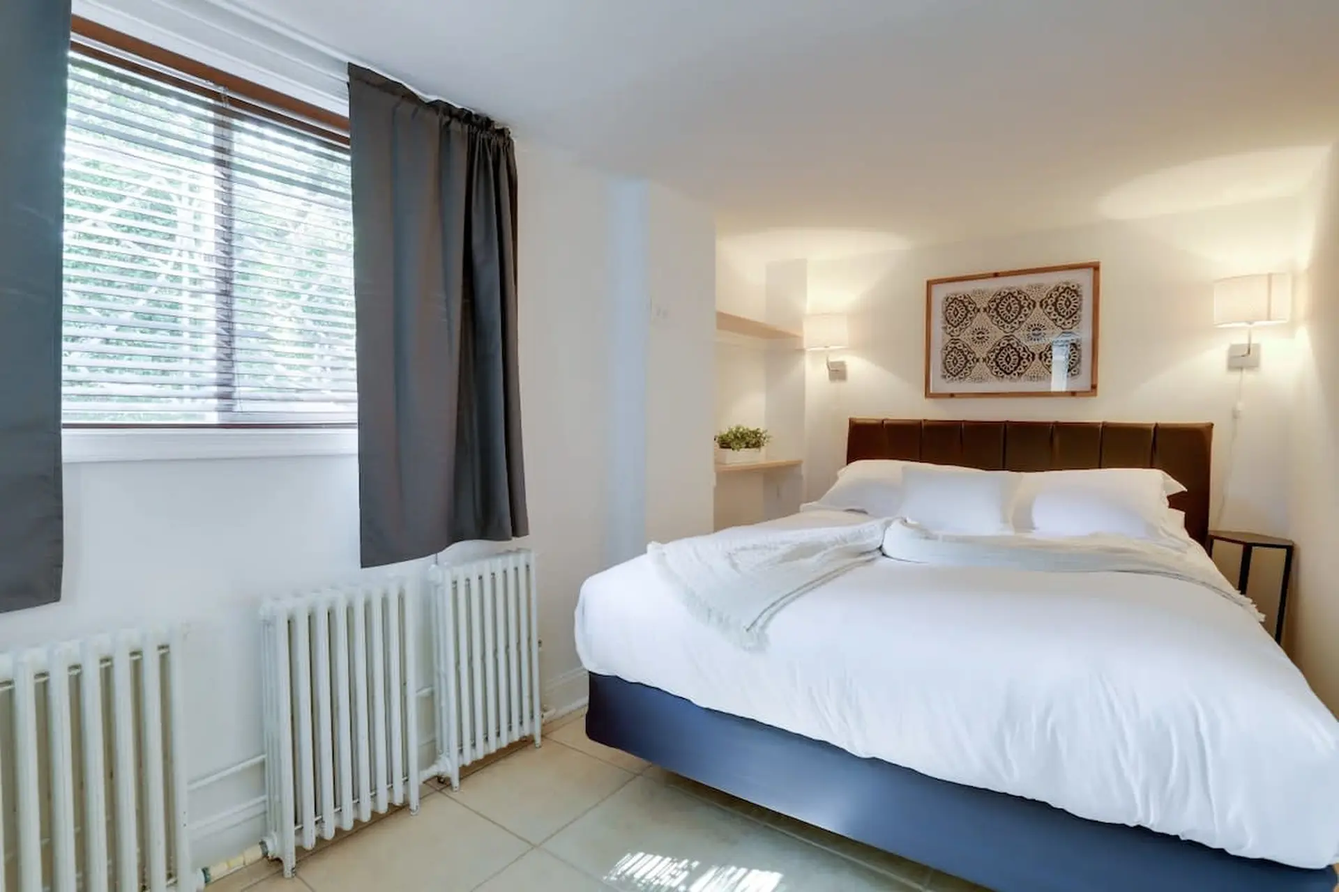 Sojourn Plush at Palisades Place | Unit 1