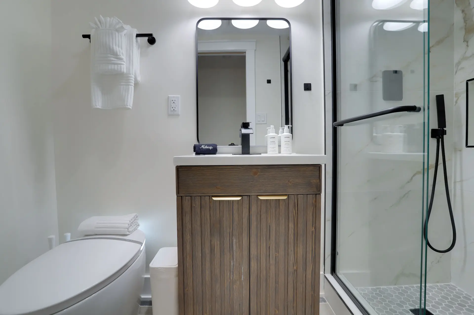 Sojourn Renovated in Capitol Hill Hideaway