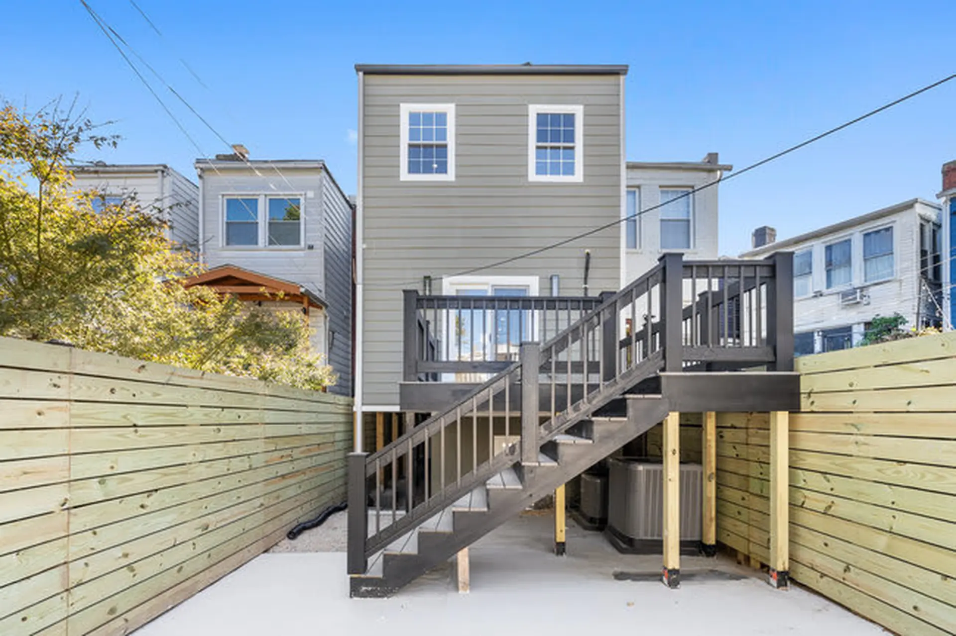 Sojourn Capitol Hill Light & Airy w/ Rooftop Deck