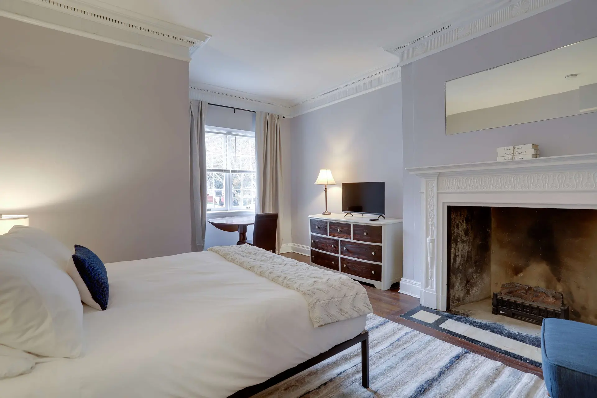 Sojourn Gorgeous & Grand on 19th 2 BR 2 BA