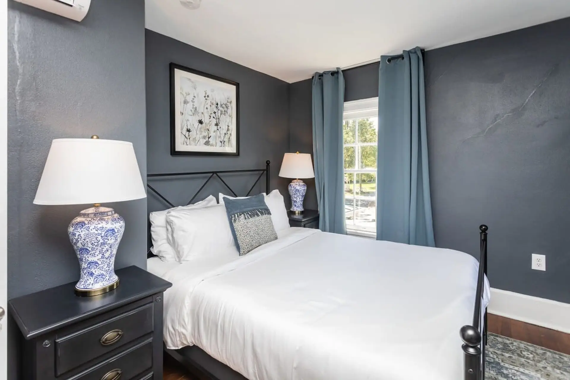 The Legacy Inn Second Floor- 3 Suites