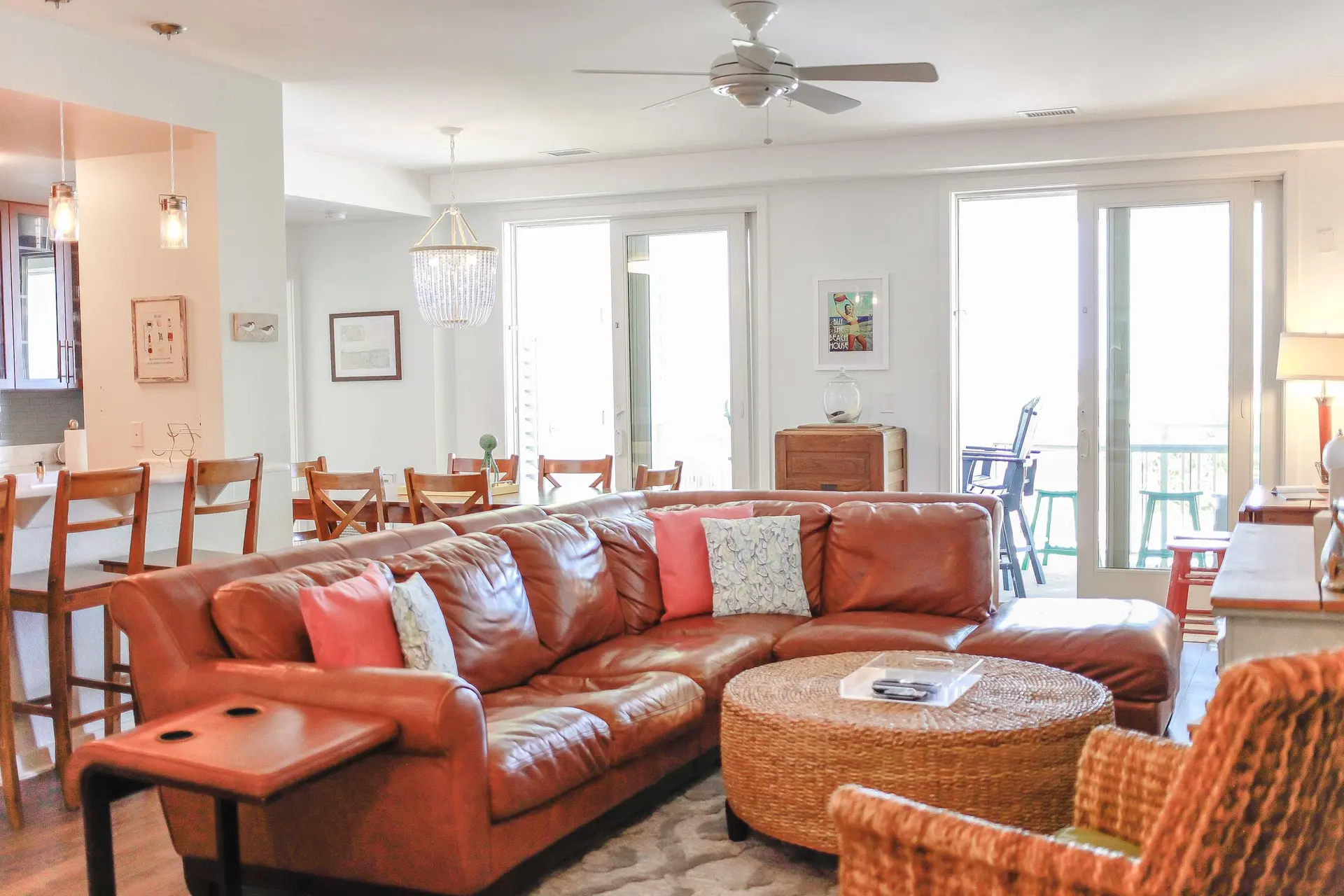 Sojourns Beach Views & Pool Family Home Sleeps 9