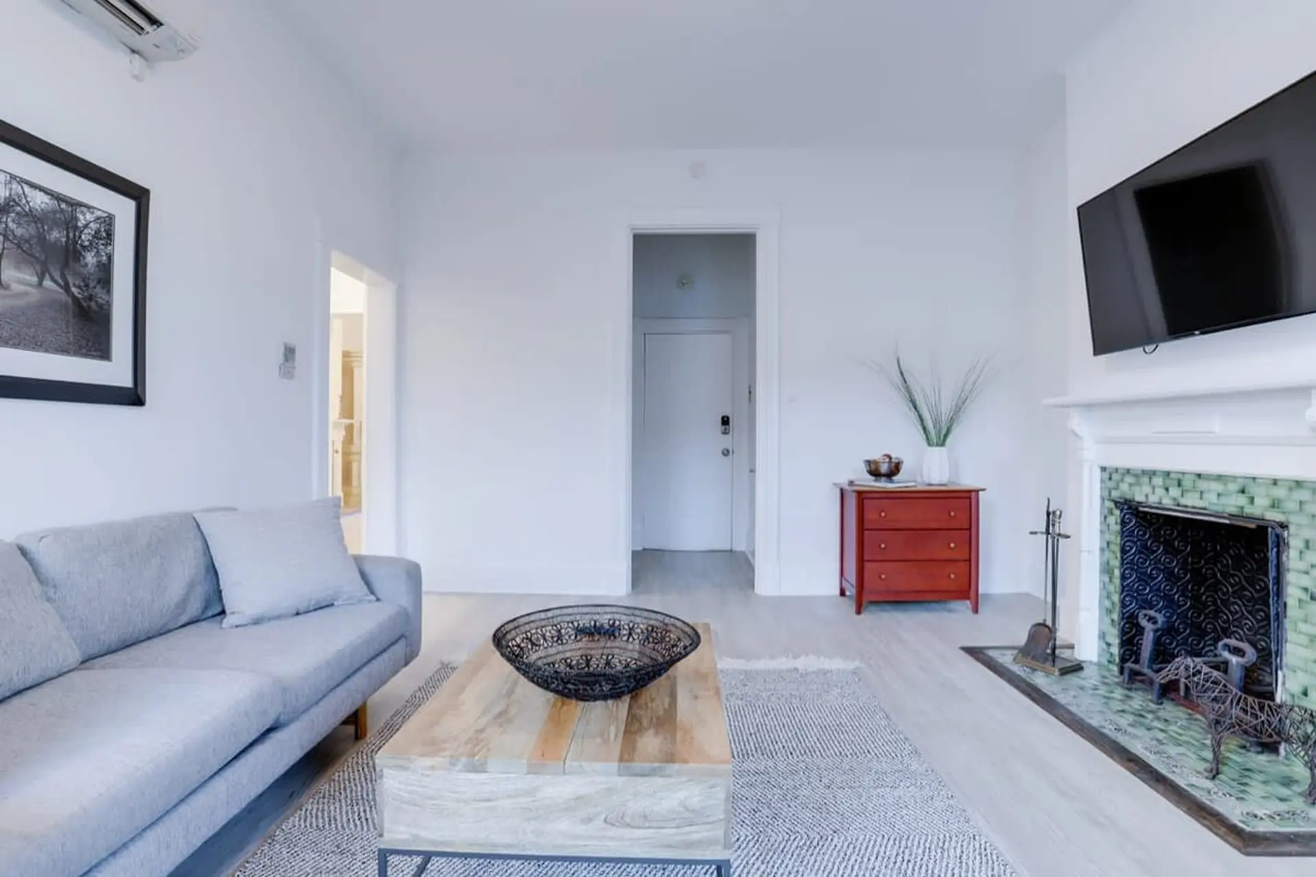 Sojourn on R | 2 Bedroom | Pets Welcome
