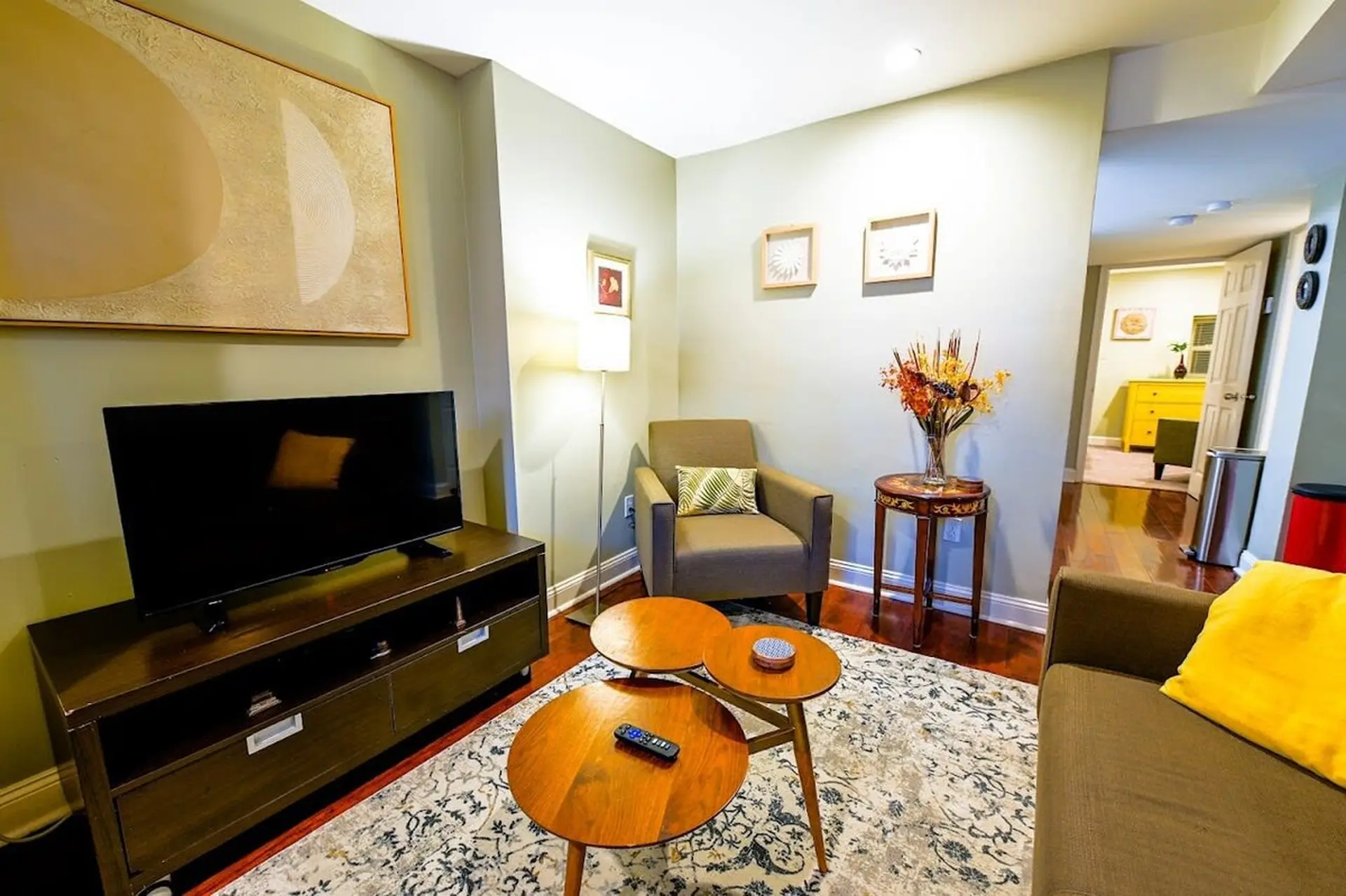 Logan Circle/14th St. Quiet Entire One BR Suite
