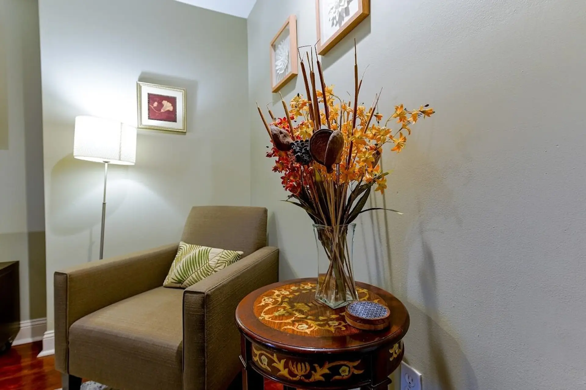 Logan Circle/14th St. Quiet Entire One BR Suite