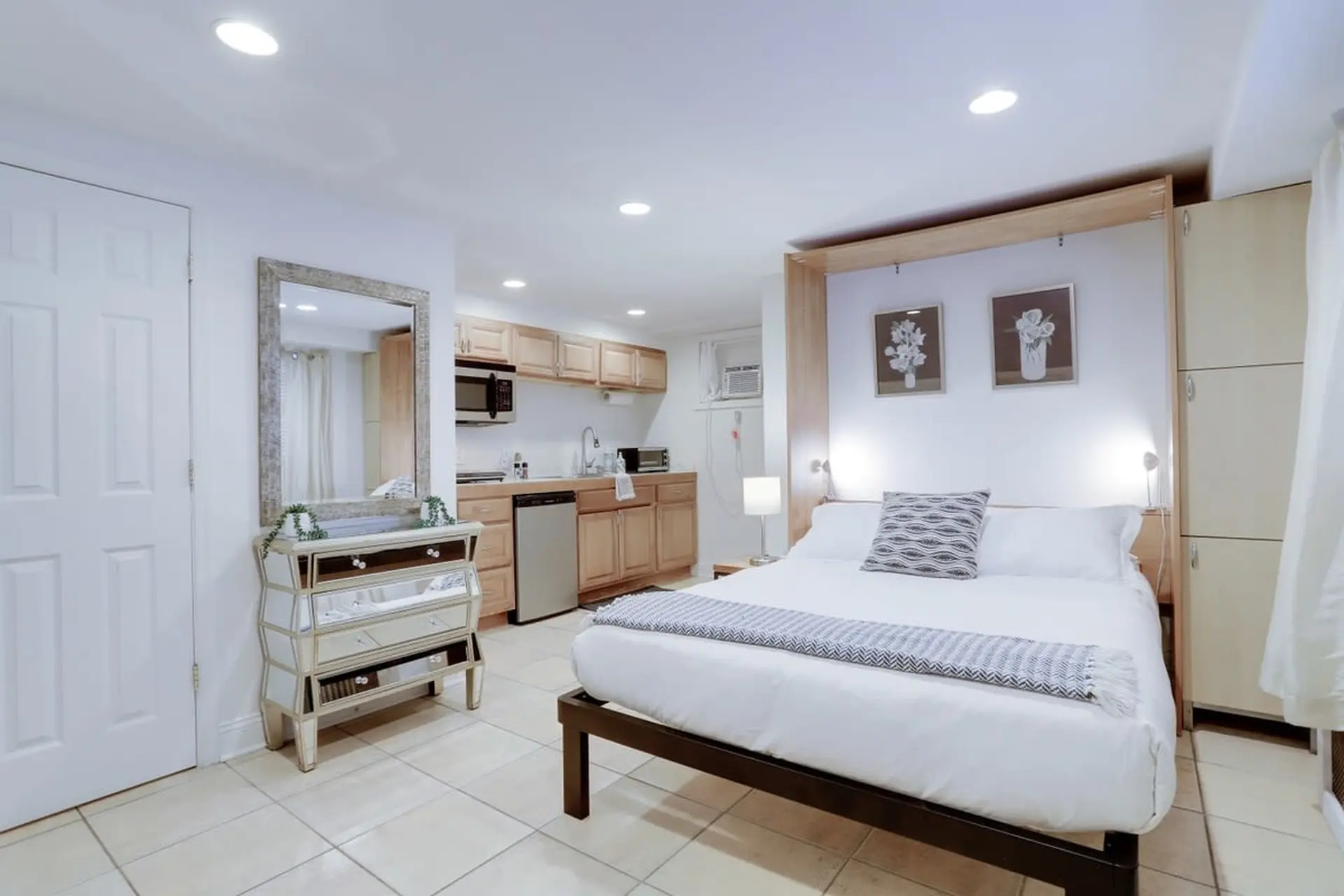 Sojourn Studio Sanctuary at Palisades Place |#4
