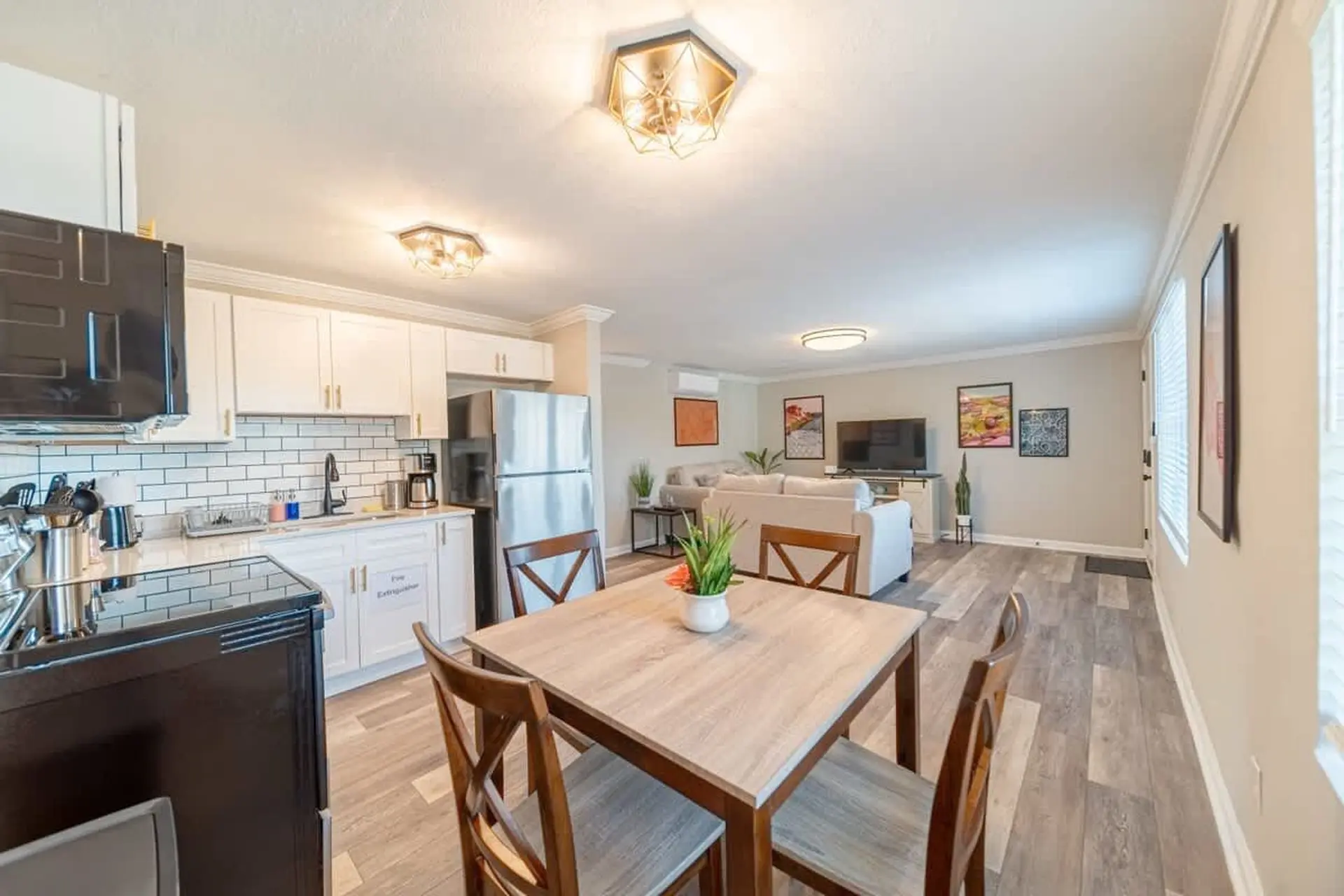 OV Mosaic - Cove Suite