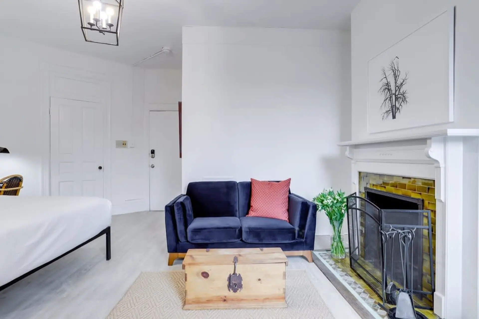Sojourn on R | Studio | Pets Welcome