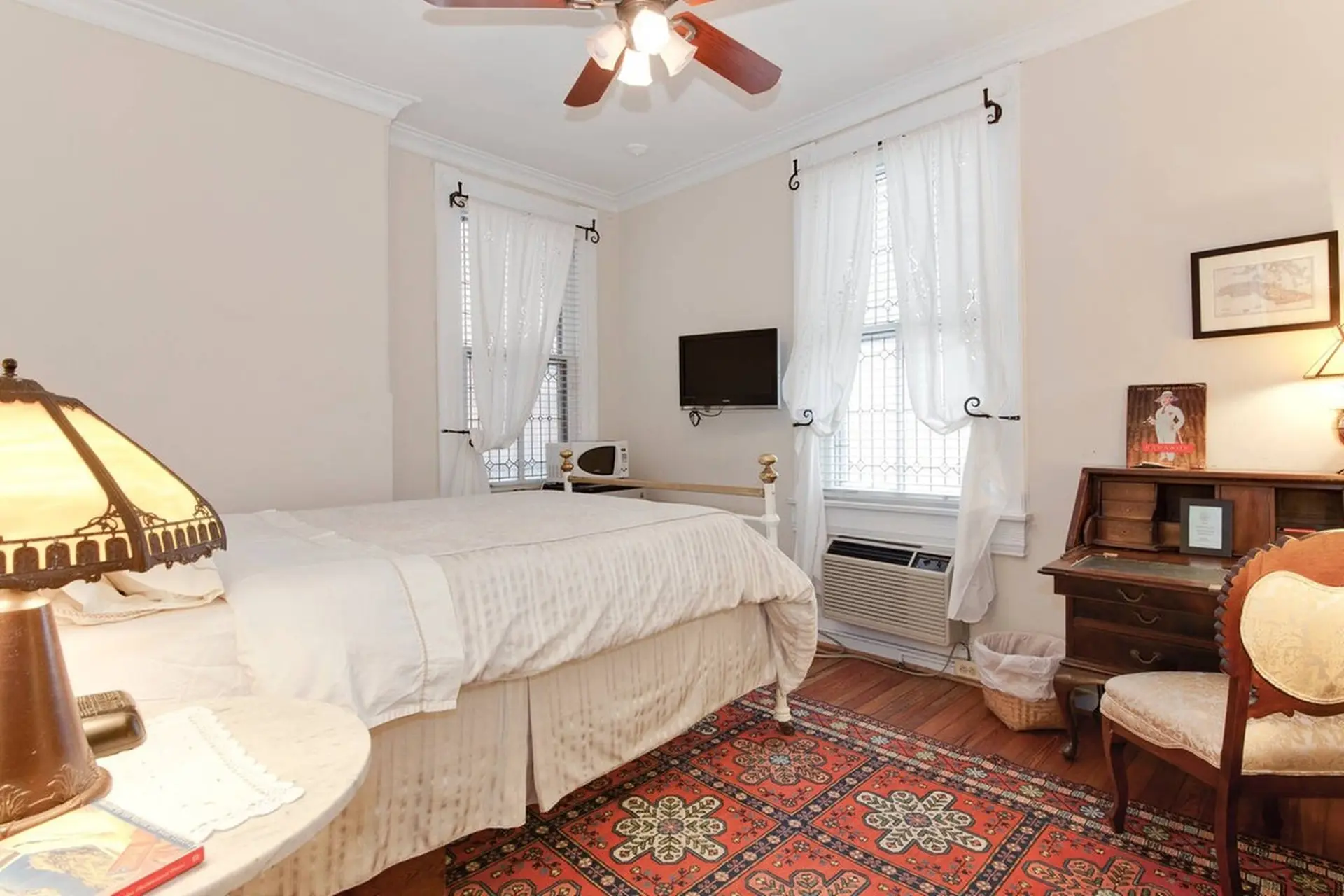 Historic DuPont Circle Inn ~ Cuban Room