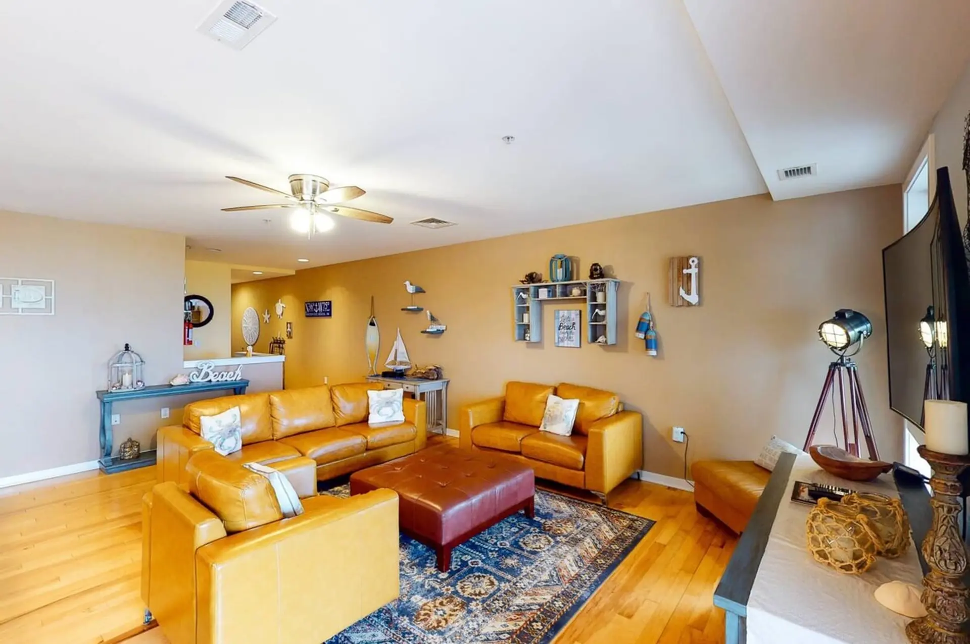 Sojourn Penthouse Sanctuary Condo 4 BR