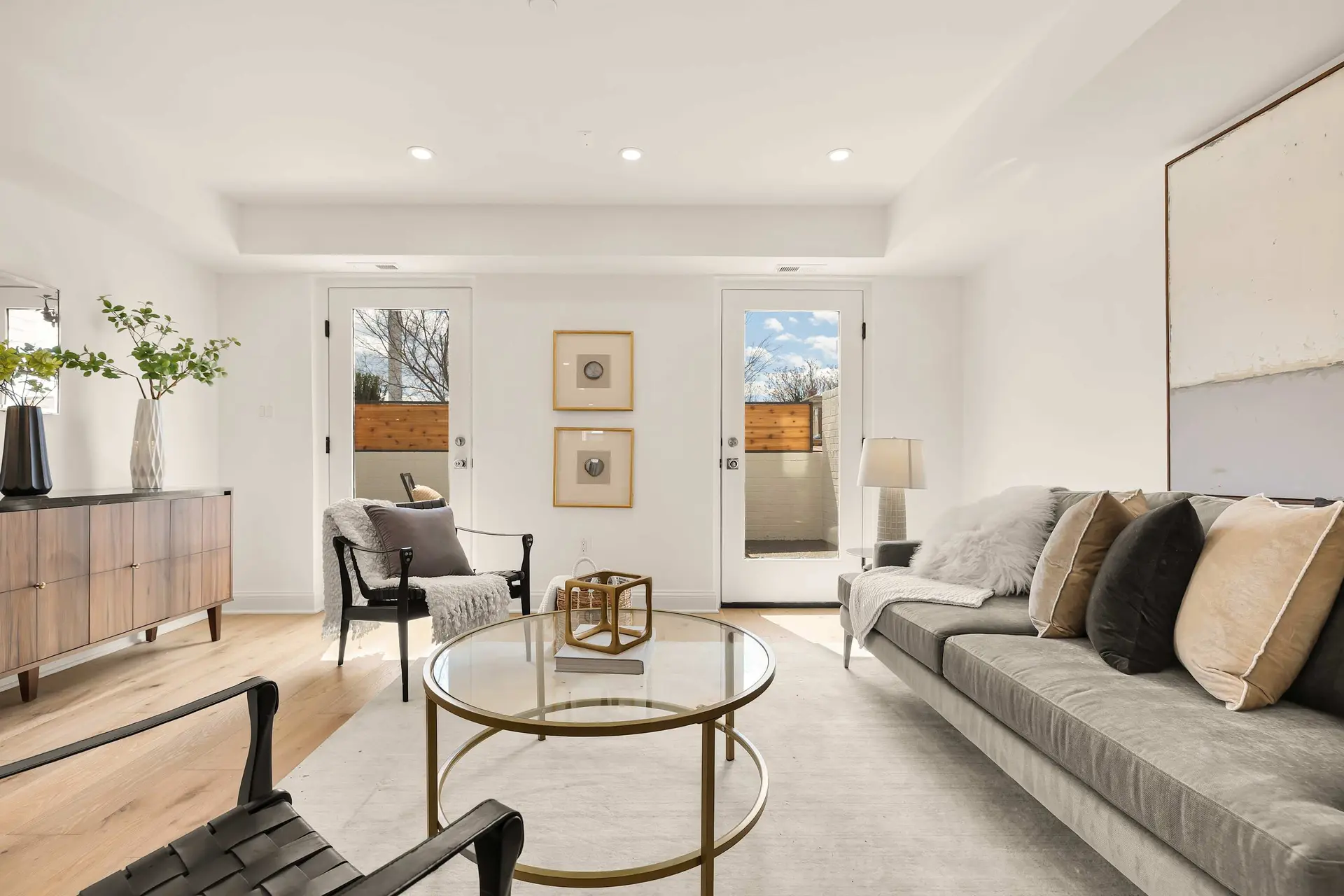 Sojourn Luxury Renovation with Private Patio