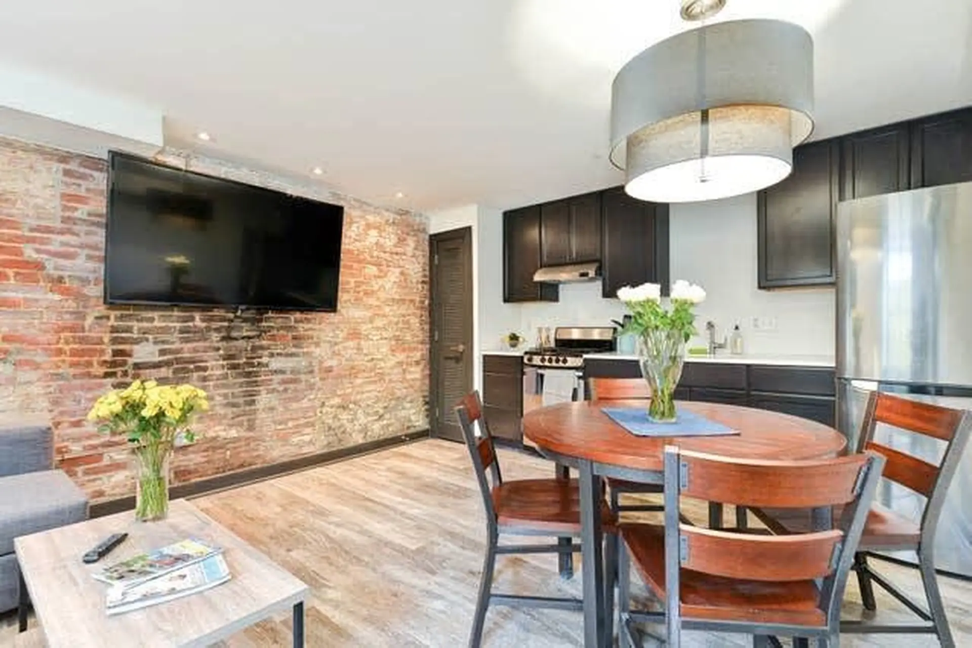 Private Luxury Apt Capitol Hill