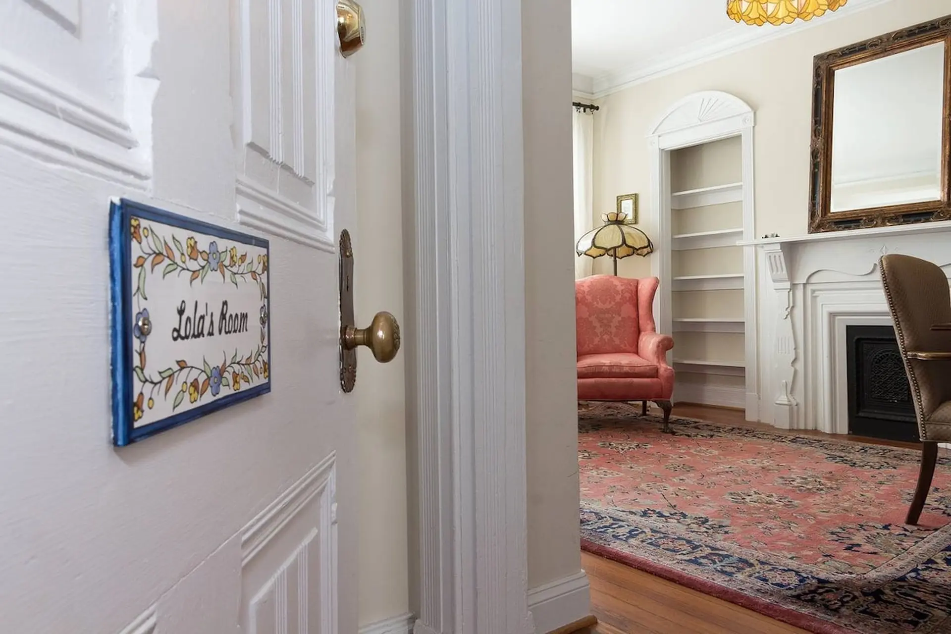 Historic Dupont Circle Inn ~ Lola's Room