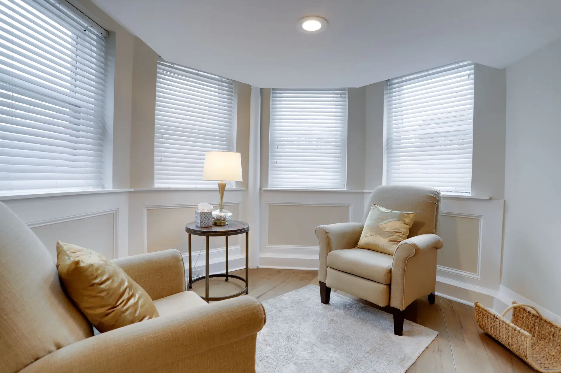 Sojourn's Renovated 1 BR steps from Supreme Court