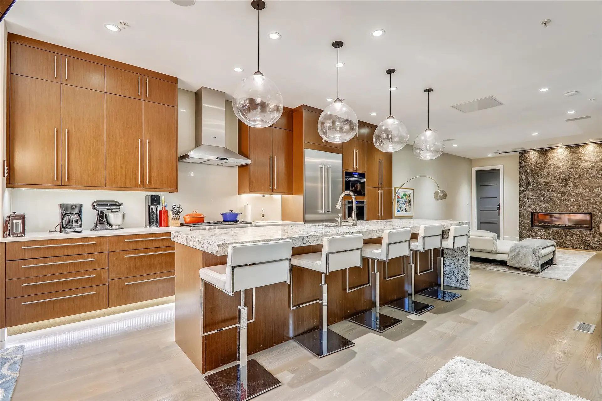 Dupont Circle Haven 3 BR 4.5 BA