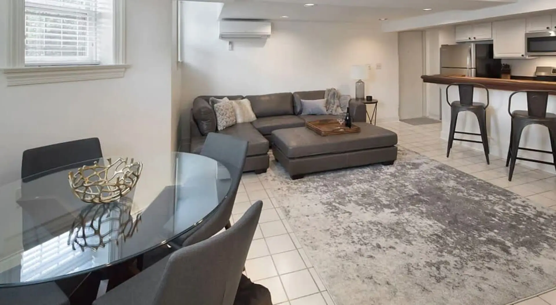 Sojourn on Seward | 1 BR | Steps to Capitol