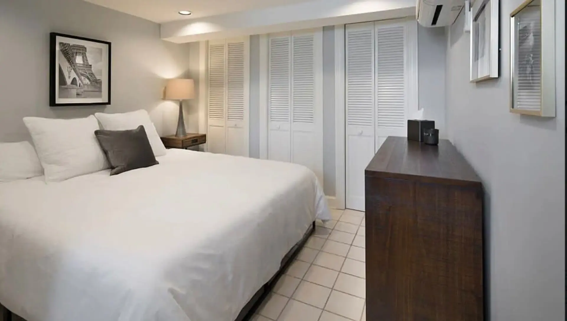 Sojourn on Seward | 1 BR | Steps to Capitol