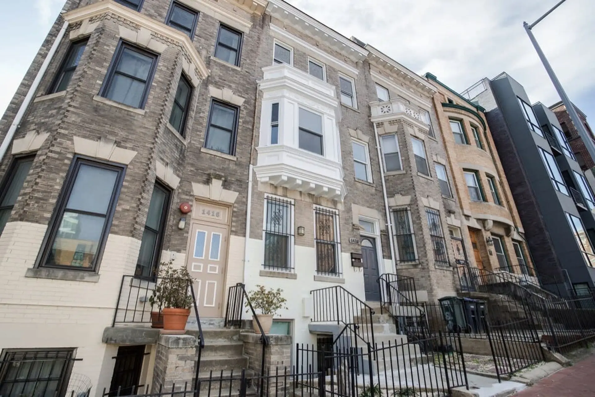 Sojourn 14th St Living