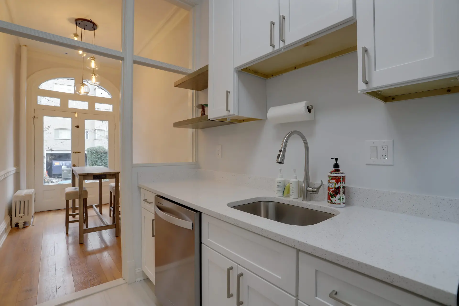 Sojourn's Dupont Circle Vintage Meets Modern 1 BR