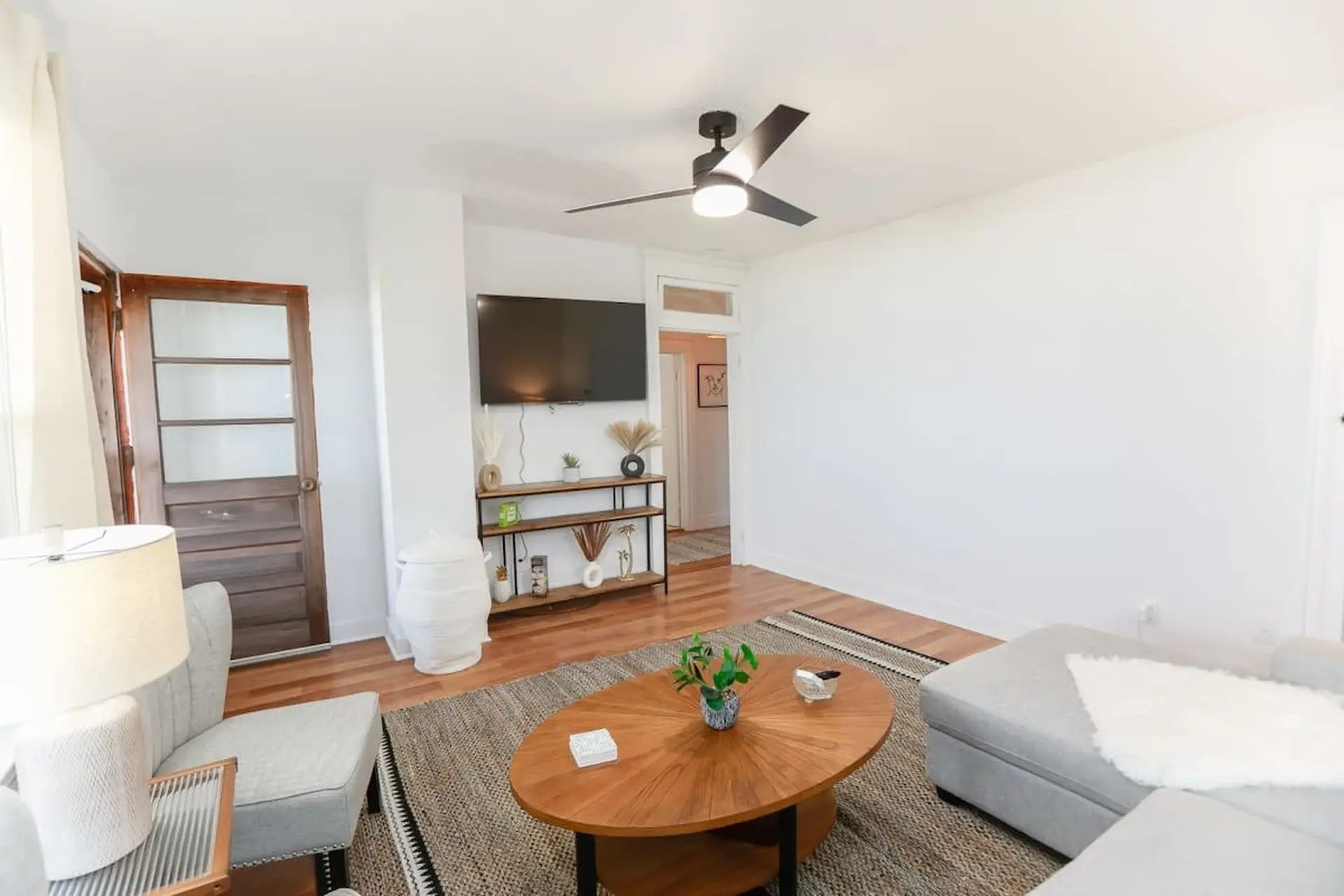 Sojourn | Waterfront Beach Oasis