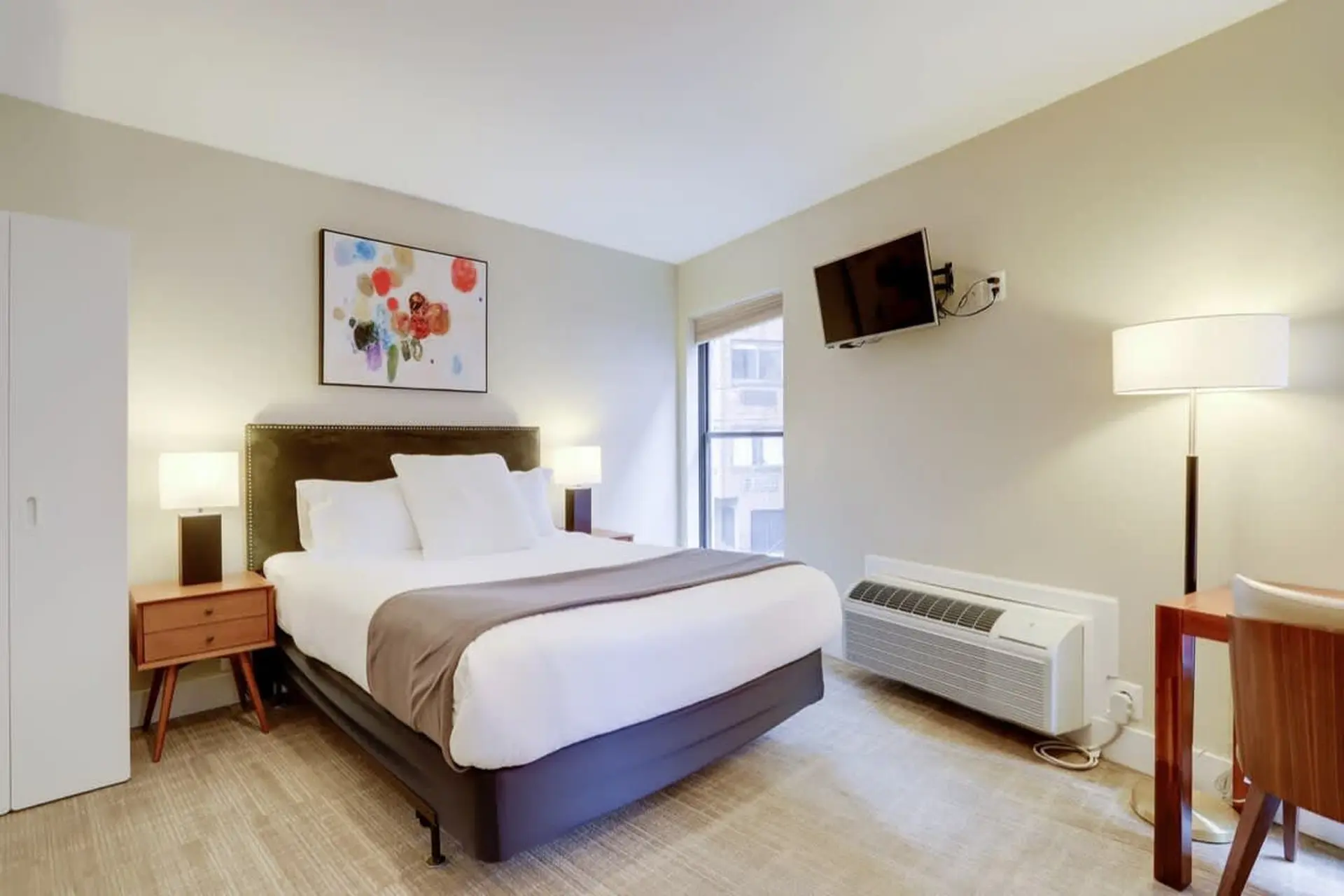 Sojourn at DuPont Place #6 | Pet Friendly