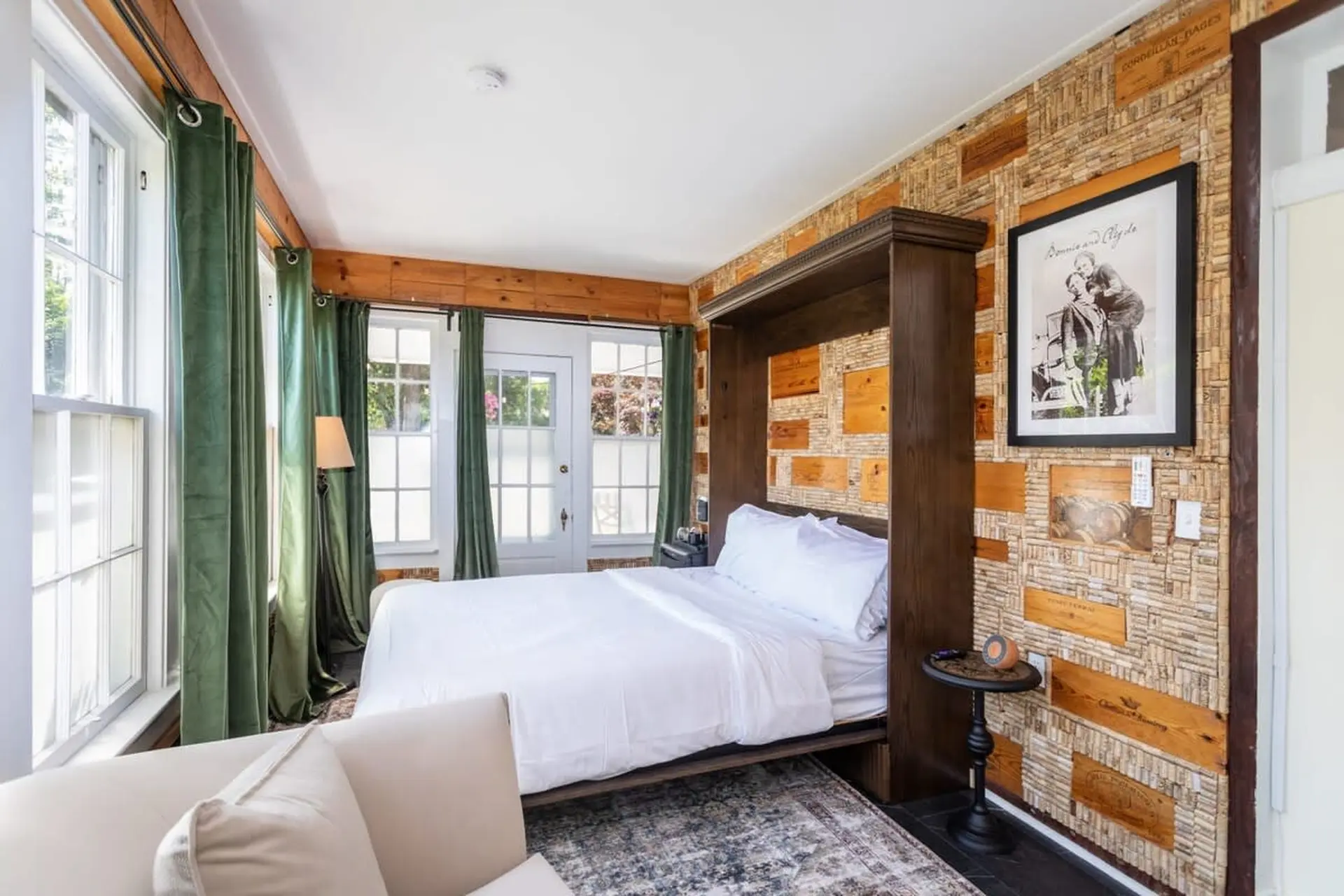 Sojourn at The Legacy Inn First Floor- 3 Suites