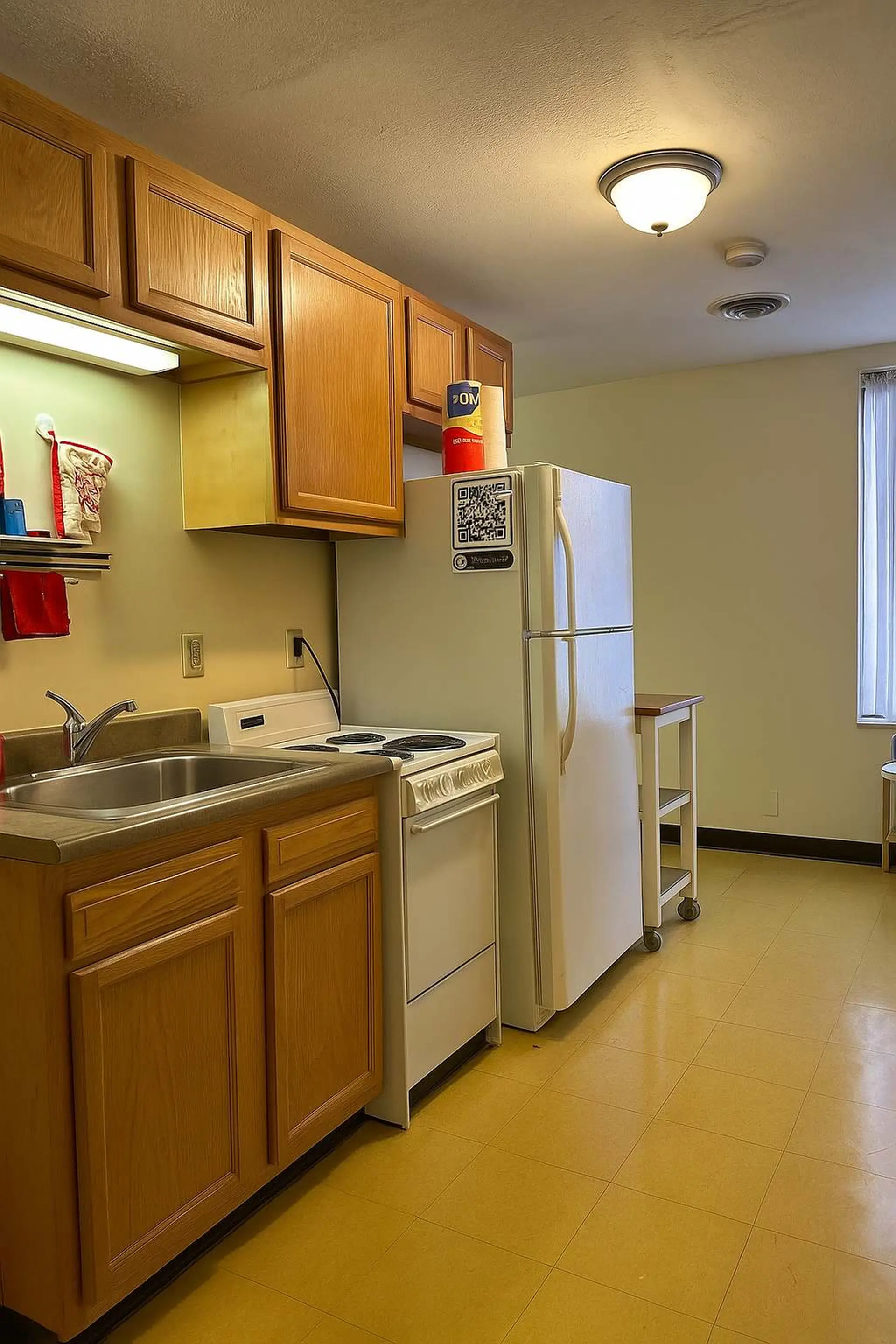 1-Bedroom Downtown Apartment | Clean & Safe | Walk