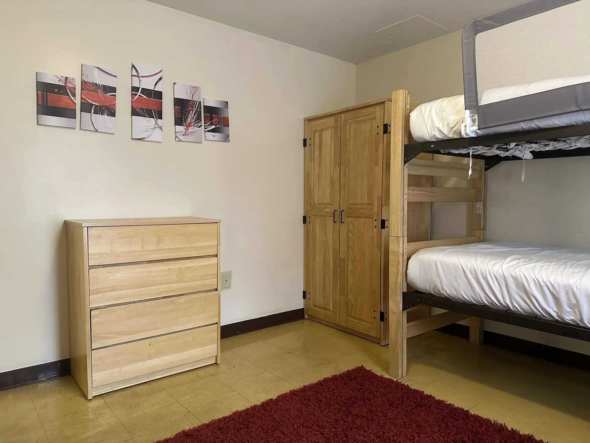2 Bedroom 2 Bath | Heart of Downtown PGH!
