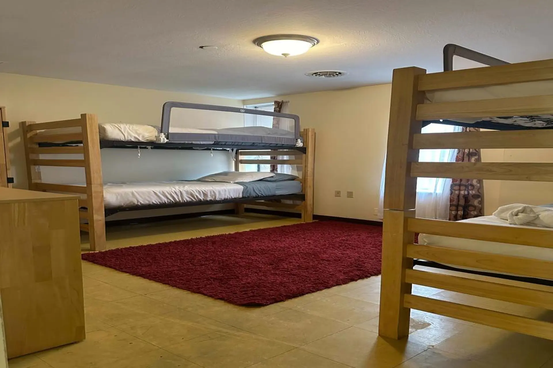 2 Bedroom 2 Bath | Heart of Downtown PGH!